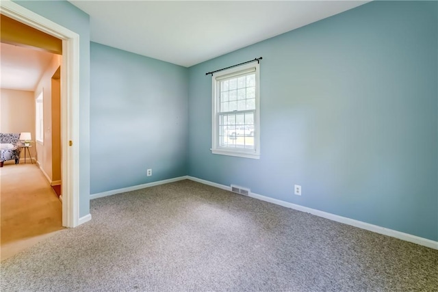 36 Oakmount Dr, Irondequoit, NY 14617 - unfurnished room featuring carpet and baseboards