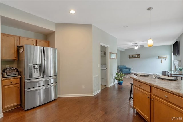 117 Shaker Hts, Camillus, NY 13031 - kitchen with stainless steel fridge, washer / clothes dryer, a ceiling fan, dark wood-style flooring, and open floor plan