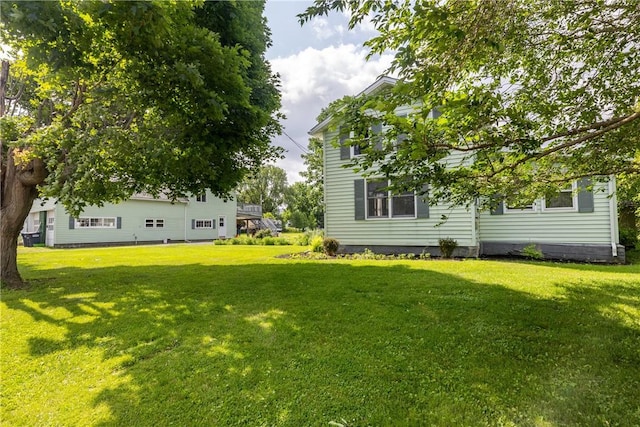 514 Maple St, Big Flats, NY 14814 - view of green lawn