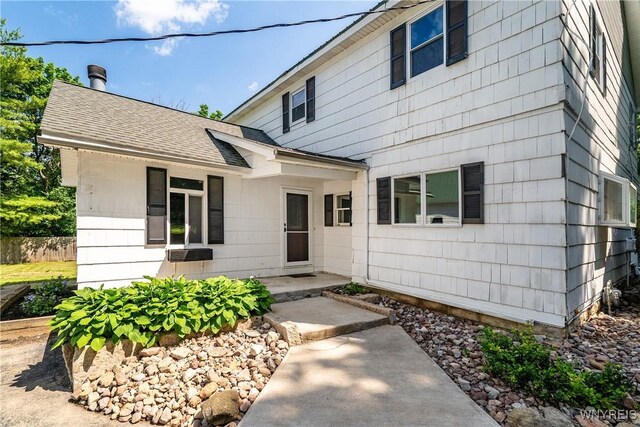 5860 Old Lake Shore Rd, Hamburg, NY 14085 - photo 2