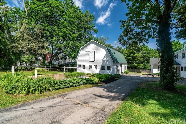 5860 Old Lake Shore Rd, Hamburg, NY 14085 - photo 10