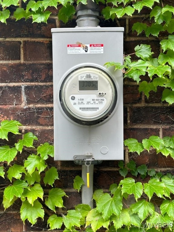 192 Bidwell Pkwy, Buffalo, NY 14222 - exterior view of electric meter