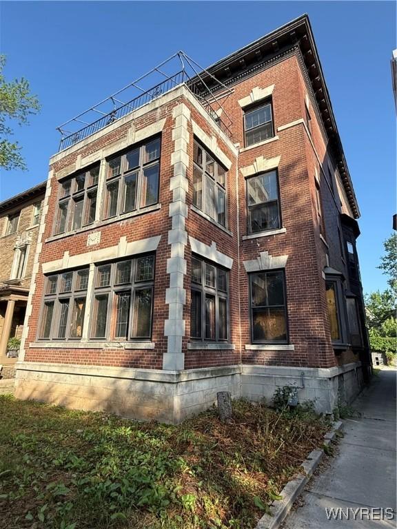 192 Bidwell Pkwy, Buffalo, NY 14222 - view of building exterior