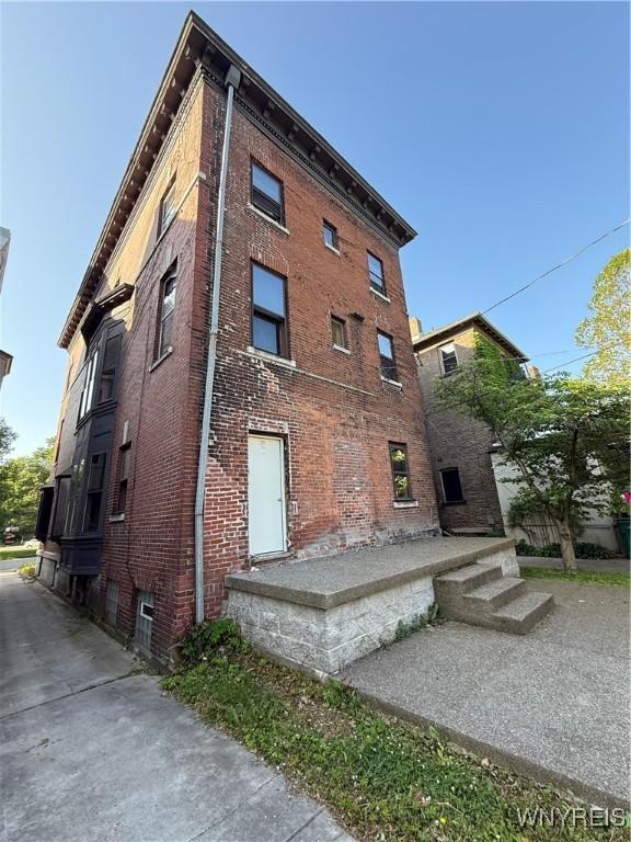 192 Bidwell Pkwy, Buffalo, NY 14222 - view of building exterior