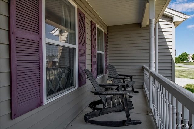 3866 Stone Ridge Rd, Wheatfield, NY 14120 - view of covered porch