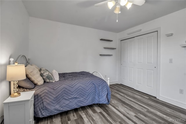 3866 Stone Ridge Rd, Wheatfield, NY 14120 - bedroom featuring wood finished floors, ceiling fan, and a closet