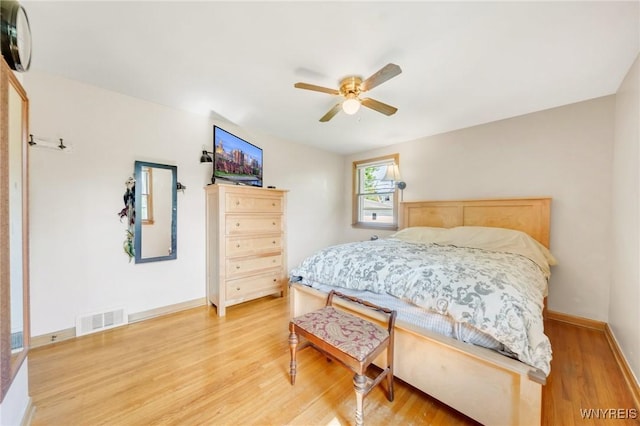 36 Lennox Ave, Amherst, NY 14226 - bedroom featuring light wood finished floors and a ceiling fan