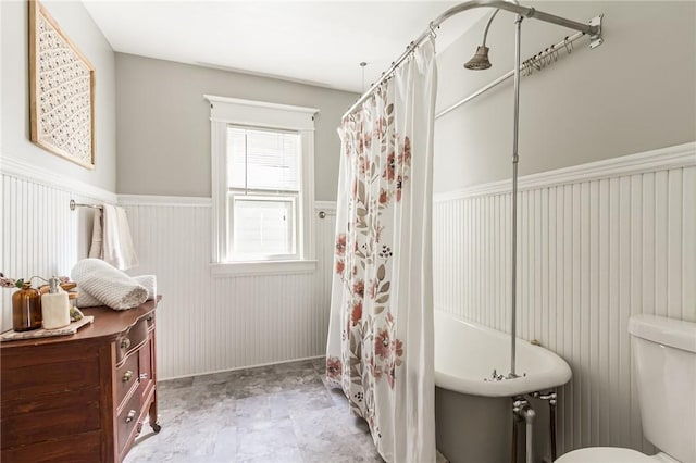 190 Laburnam Cres, Rochester, NY 14620 - bathroom with wainscoting and a shower with curtain