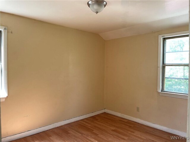 716 Taunton Pl, Buffalo, NY 14214 - photo 10