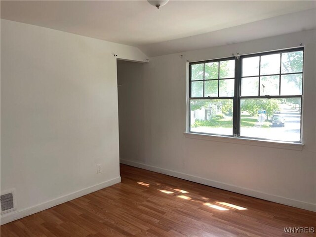 716 Taunton Pl, Buffalo, NY 14214 - photo 6