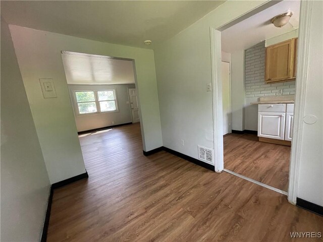 716 Taunton Pl, Buffalo, NY 14214 - photo 17