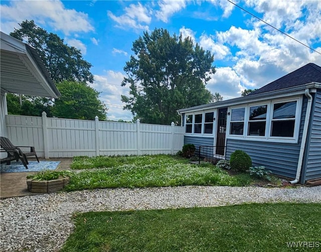 218 Edward St, North Tonawanda, NY 14120 - view of yard