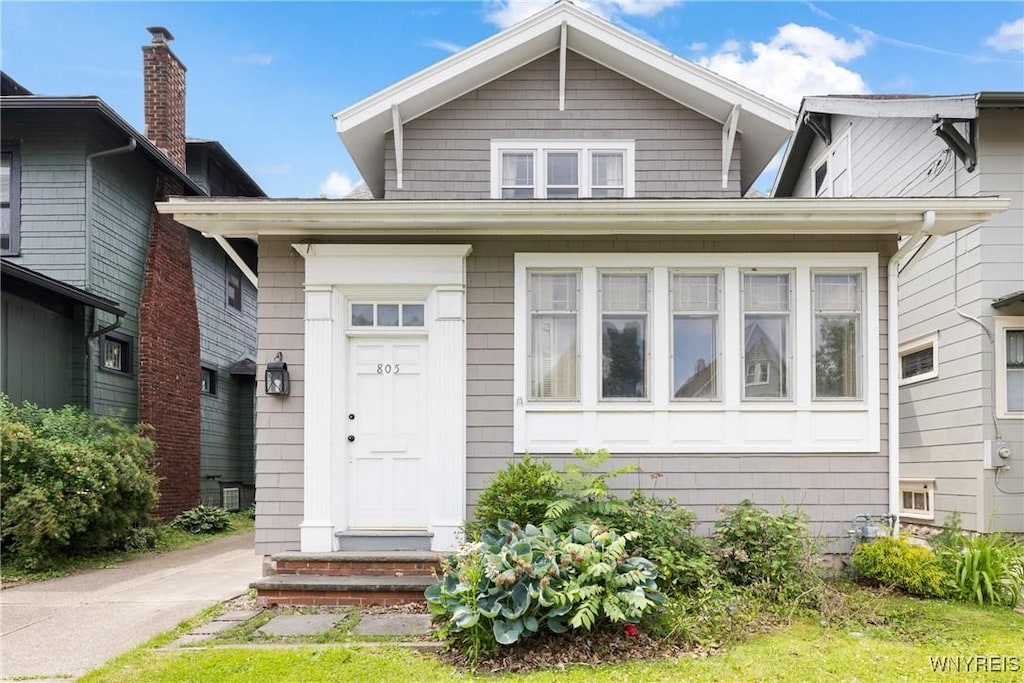 805 Amherst St, Buffalo, NY 14216 - photo 1