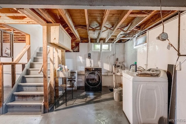 44 Deuro Dr, Niagara Falls, NY 14304 - below grade area featuring washer and clothes dryer and stairway