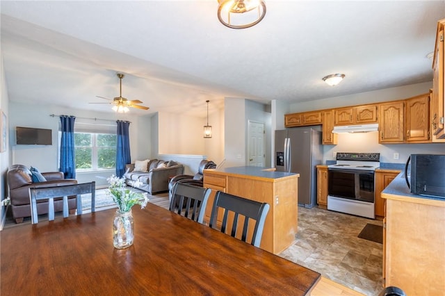11 Wenrich Cir, Henrietta, NY 14586 - dining space with a ceiling fan