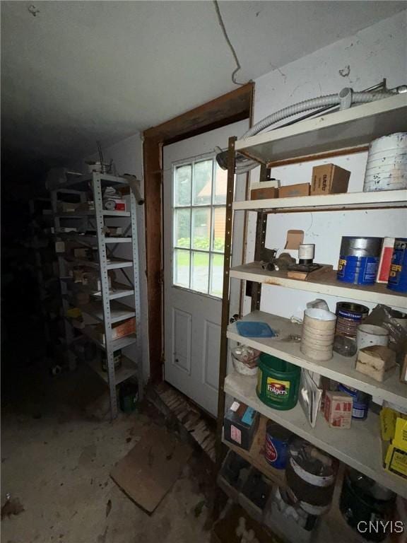 4050 Elmcrest Rd, Salina, NY 13090 - view of storage room