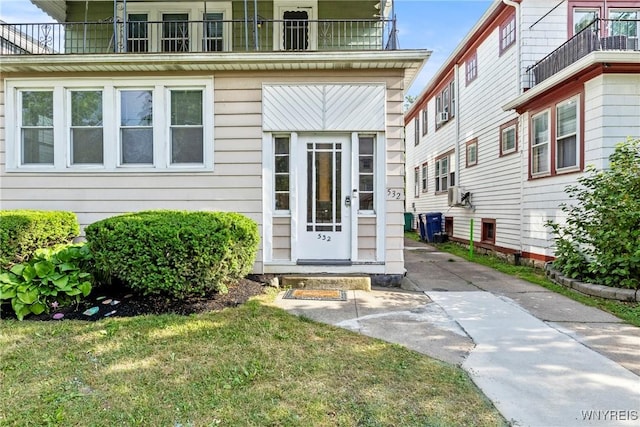 532 Linden Ave, Buffalo, NY 14216 - doorway to property with a balcony