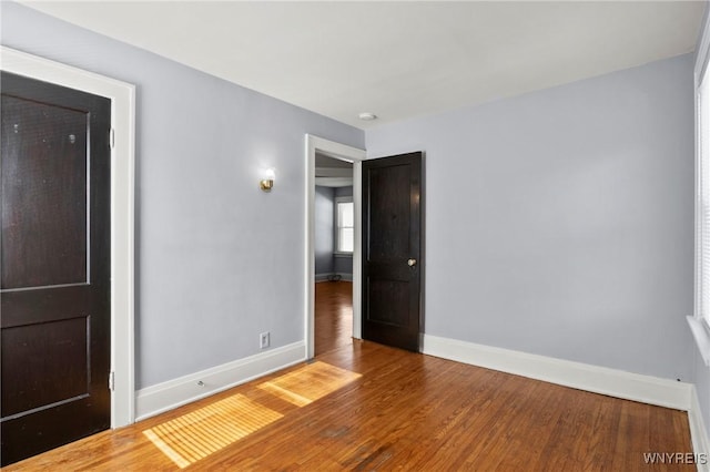 532 Linden Ave, Buffalo, NY 14216 - empty room featuring wood finished floors and a smoke detector