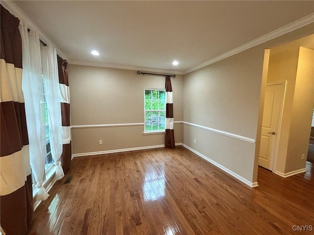 107 Shaker Hts, Camillus, NY 13031 - spare room with dark wood-style floors, crown molding, and recessed lighting