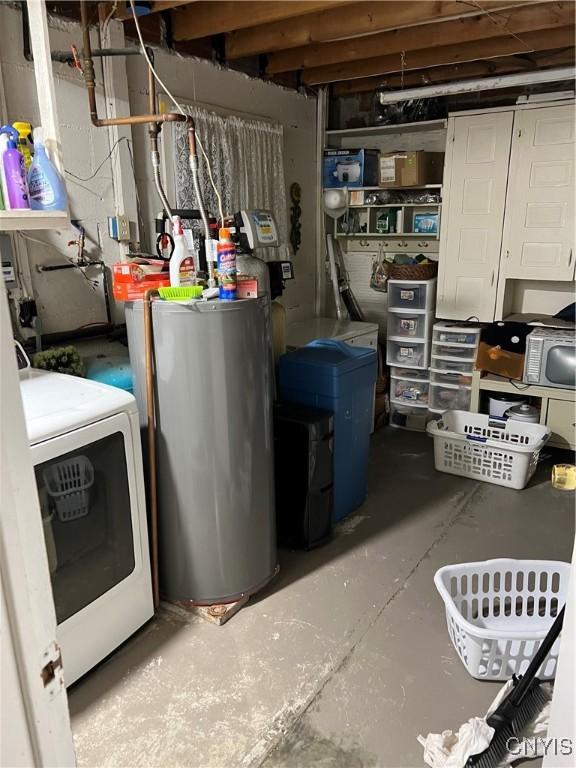 4067 Taylor Rd, Pompey, NY 13078 - unfinished below grade area with washing machine and clothes dryer