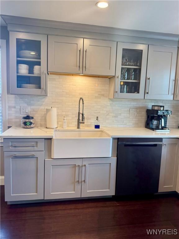 149 Wrexham Ct S, Tonawanda, NY 14150 - bar area featuring dishwasher, backsplash, dark wood-type flooring, and recessed lighting