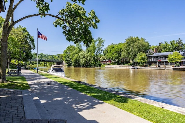 42 Wood Creek Dr, Pittsford, NY 14534 - view of community featuring a water view