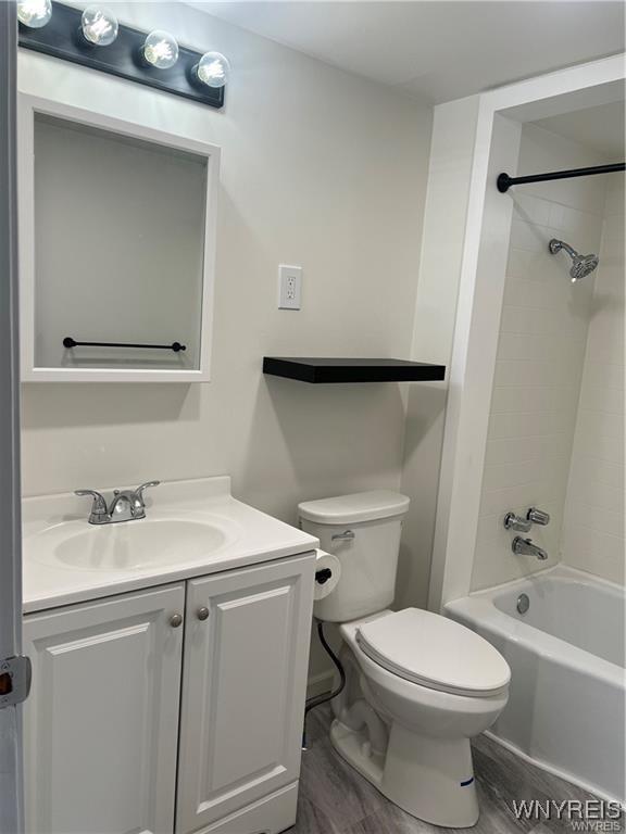 90 Jackson Ave, Cheektowaga, NY 14212 - photo 29
