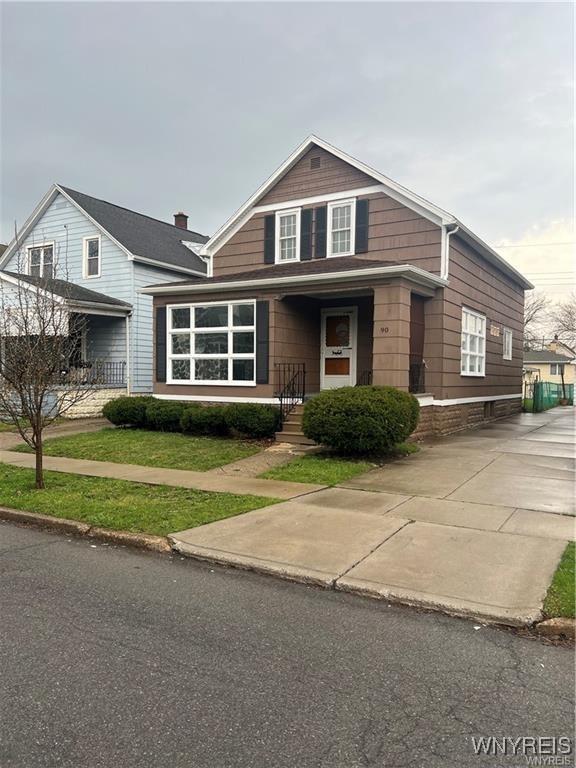 90 Jackson Ave, Cheektowaga, NY 14212 - photo 2