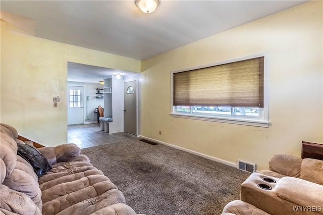 686 Harrison Ave, Tonawanda, NY 14223 - carpeted living room with baseboards