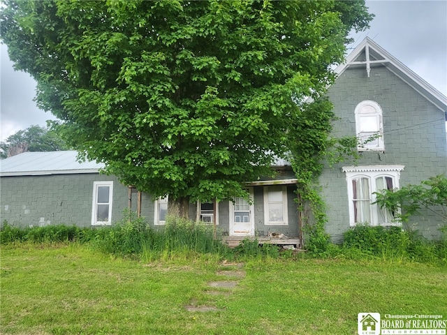 4604 W Railroad Ave, Stockton, NY 14874 - view of front of home with a front yard