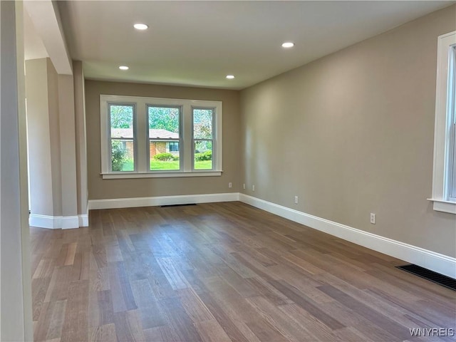575 Willow Ave, North Tonawanda, NY 14120 - empty room featuring wood finished floors and recessed lighting