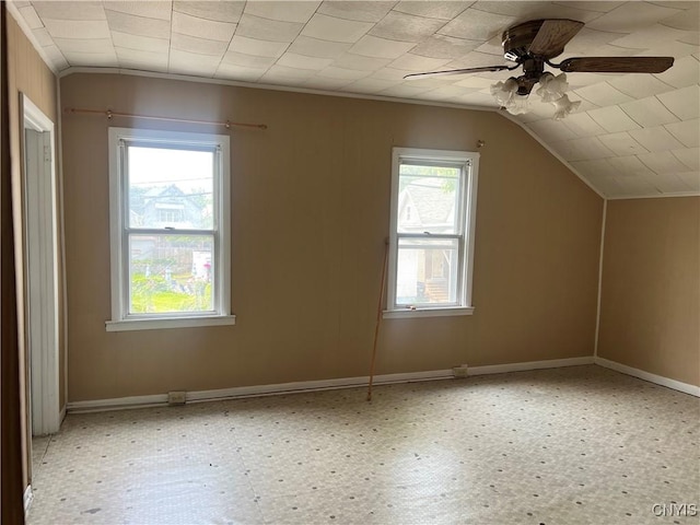 322 N Beech St, Syracuse, NY 13203 - bonus room with a ceiling fan and lofted ceiling