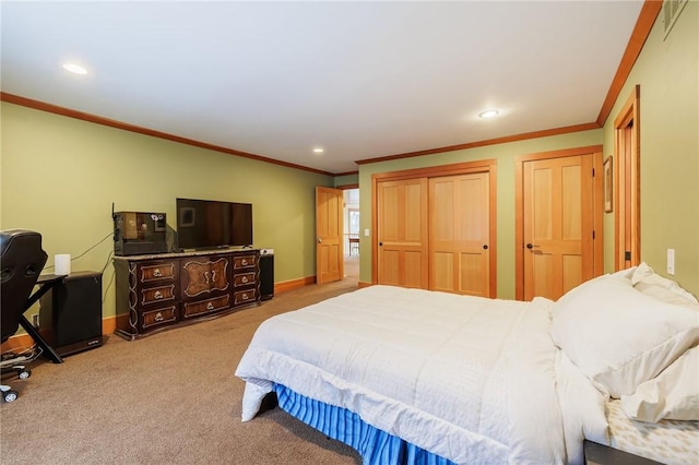 42 Lake Lacoma Dr, Perinton, NY 14534 - carpeted bedroom with ornamental molding, recessed lighting, and a desk