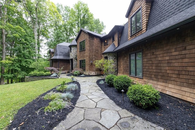 42 Lake Lacoma Dr, Perinton, NY 14534 - view of green lawn