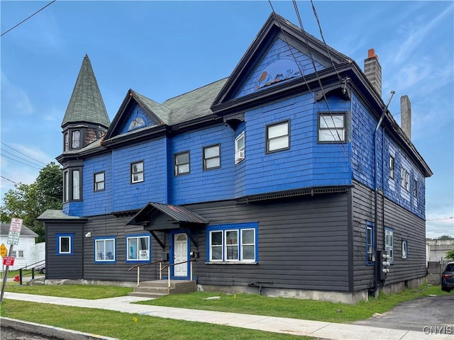926 Burnet Ave Unit 30, Syracuse, NY 13203 - view of front of house featuring a chimney