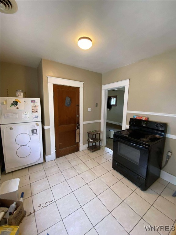 1614 Ferry Ave, Niagara Falls, NY 14301 - photo 3