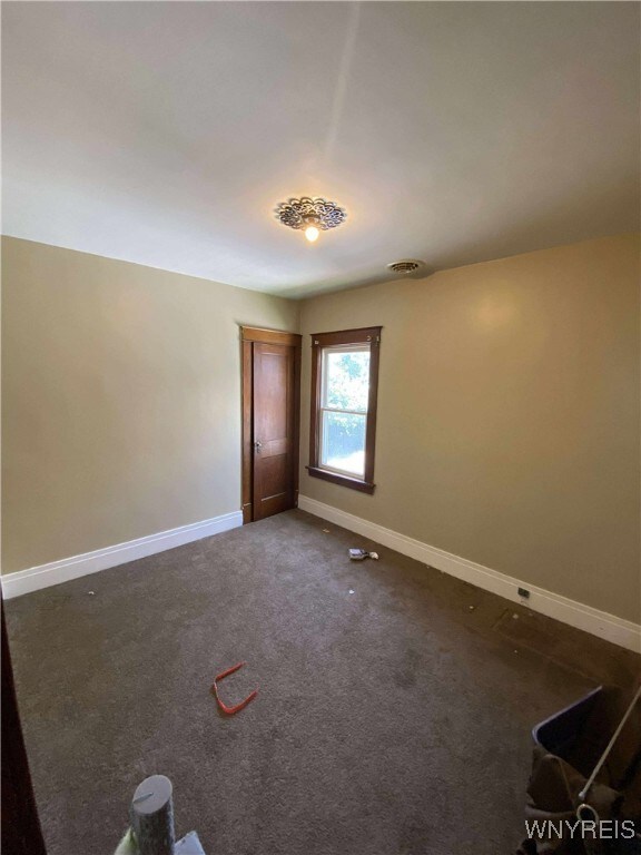 1614 Ferry Ave, Niagara Falls, NY 14301 - photo 10