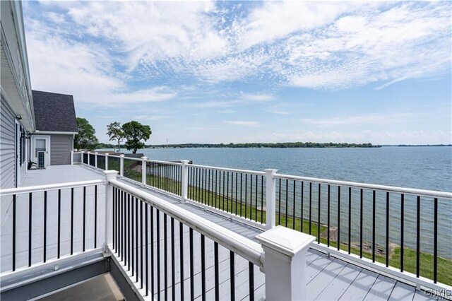 28005/08 Stony Point Rd, Cape Vincent, NY 13618 - balcony featuring a water view