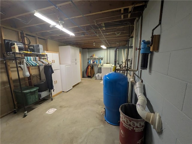 1525 S Ave, Lewis Run, PA 16738 - unfinished basement featuring a water pressure tank