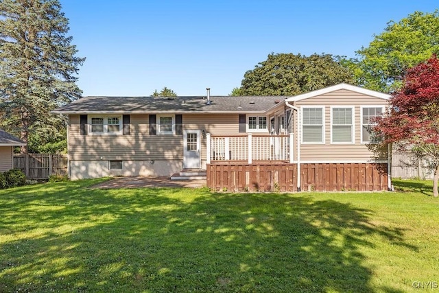 113 Craig Cir, Dewitt, NY 13214 - back of property featuring a wooden deck