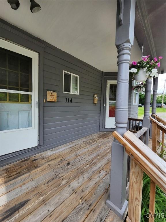 114 Stevens Pl, Syracuse, NY 13210 - view of wooden porch