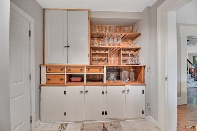 6188 Lake St, Aurelius, NY 13034 - bar featuring baseboards