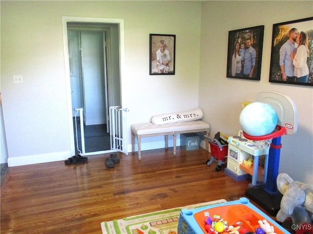 7739 Roberts St, Lenox, NY 13032 - rec room featuring wood finished floors and baseboards