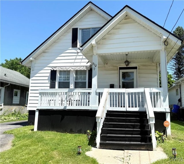 912 Symonds Pl, Utica, NY 13502 - photo 2