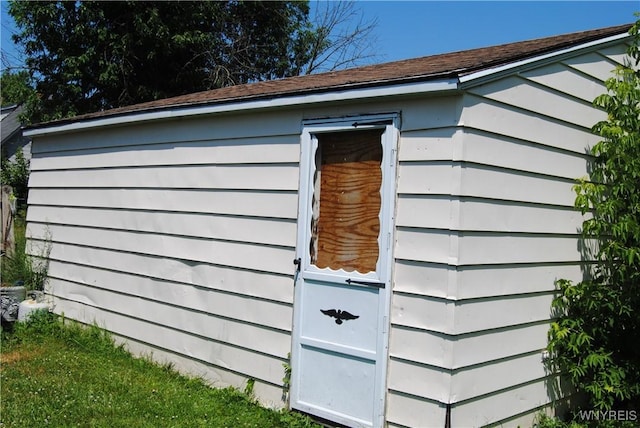 3028 Welch Ave, Niagara Falls, NY 14303 - view of outdoor structure