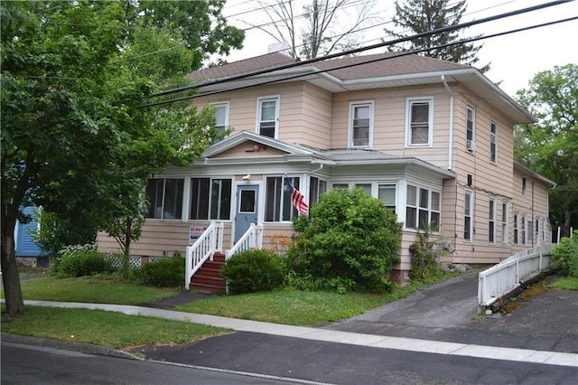 38 Chapin St, Canandaigua City, NY 14424 - photo 1