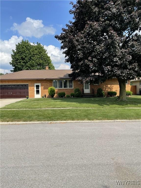 16 Dennis Ln, Cheektowaga, NY 14227 - photo 1