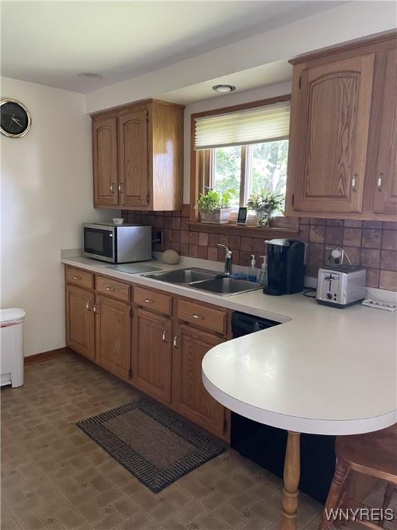 16 Dennis Ln, Cheektowaga, NY 14227 - photo 4