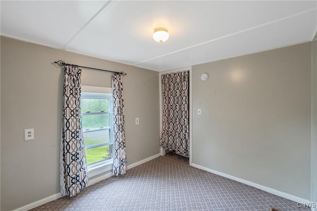 388 Sutton Rd, Schroeppel, NY 13132 - carpeted spare room with baseboards and a smoke detector