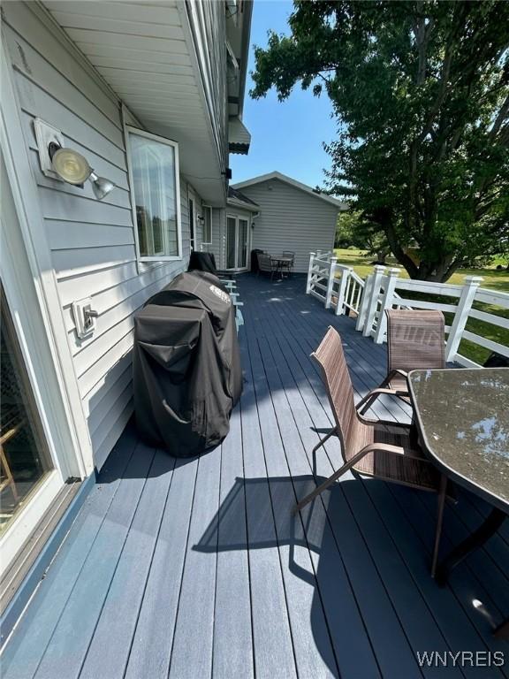 6526 Nash Rd, Wheatfield, NY 14120 - photo 4
